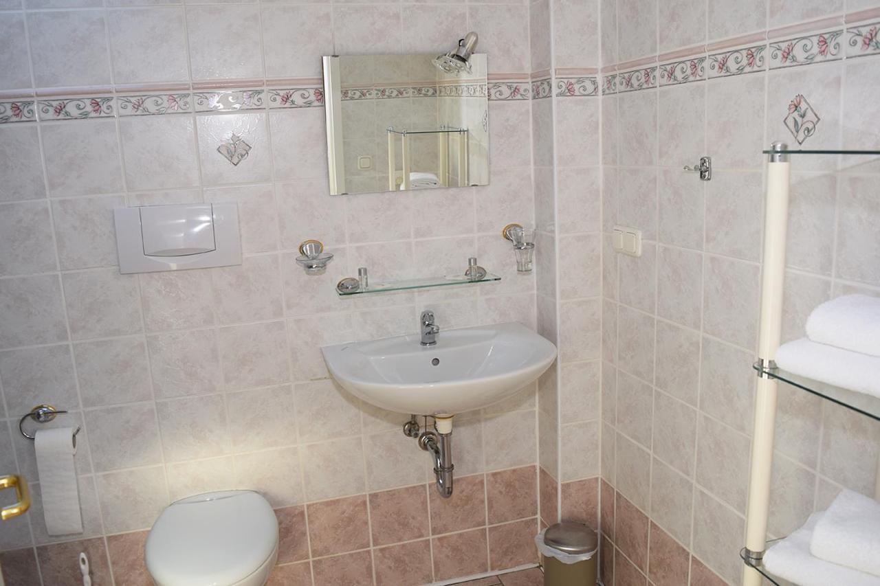 Gaestehaus Barese Bad Münder am Deister Esterno foto