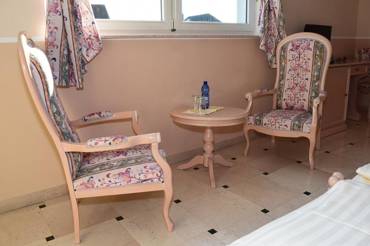 Gaestehaus Barese Bad Münder am Deister Esterno foto